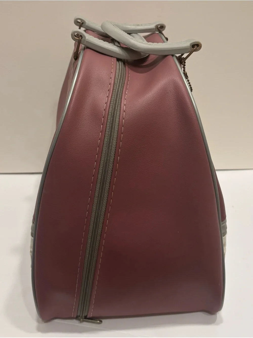 Vintage Brunswick Travel/Bowling Bag with Cream Trim rockabilly purse